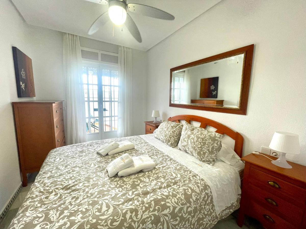 Ferienwohnung Apartamento Columela Pinar En Zona Tranquila Con Wifi Chiclana de la Frontera Exterior foto