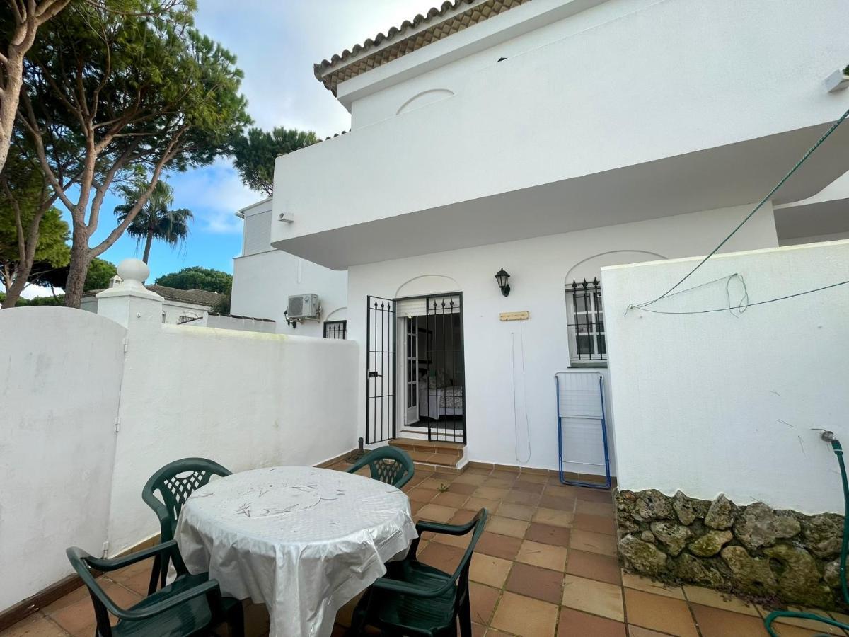 Ferienwohnung Apartamento Columela Pinar En Zona Tranquila Con Wifi Chiclana de la Frontera Exterior foto