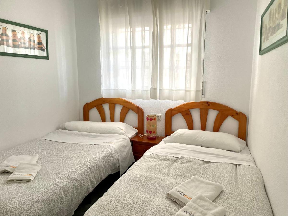 Ferienwohnung Apartamento Columela Pinar En Zona Tranquila Con Wifi Chiclana de la Frontera Exterior foto